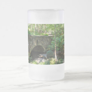 Caneca De Cerveja Vidro Jateado Uma Cama De Vidro De Fosco Da Ponte De Pavial