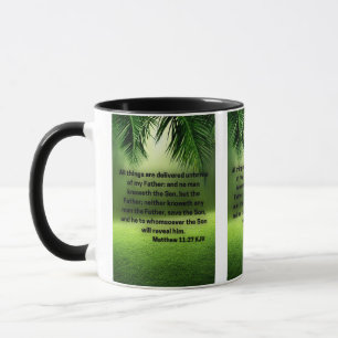 Caneca de duas cores com imagem da Escritura Bíbli