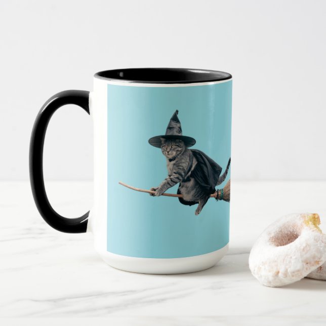 Caneca de Halloween de Gata Malhada Fofa Feiticeir (Com Donut)