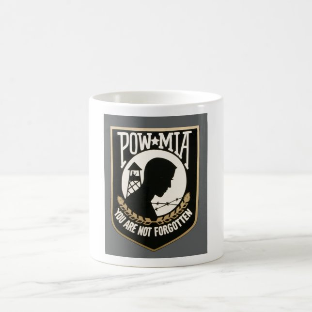 Caneca de MIA do PRISIONEIRO DE GUERRA (Centro)