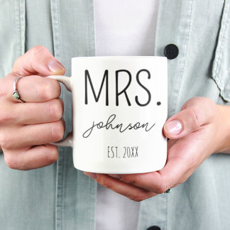 Caneca de Nome Personalizado e Ano – Chá de Noiva,