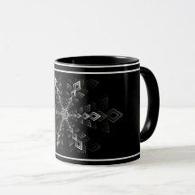 Caneca de padrão geométrico preto e branco