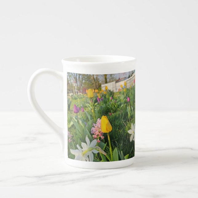 Caneca de Porcelana (Esquerda)