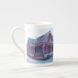 Caneca De Porcelana A Casa Rosa em Neve - Vinha de Martha