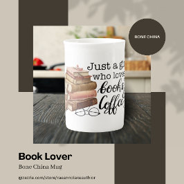 Caneca de Porcelana Amante de Livros