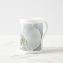 Caneca De Porcelana Arte Botânica de Orquídea Branca Elegante