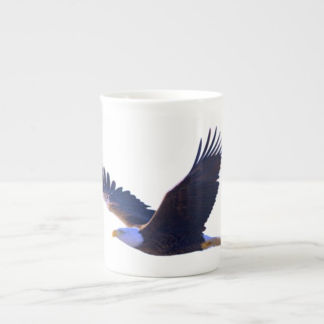 Caneca De Porcelana Bald Eagle Voando (Frente)