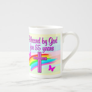 CANECA DE PORCELANA BONITO ABISADO POR DEUS 85 ANOS MUG