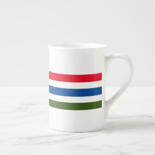 Caneca De Porcelana Bonito faixa verde azul-vermelha em fundo branco