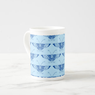 Caneca De Porcelana Borboleta Deco Estilizada - cobalto e azul pálido