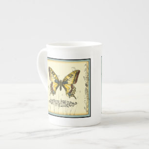 Caneca De Porcelana Borboleta Decorativa com Flores Selvagens
