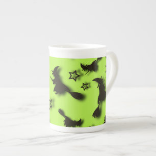 Caneca De Porcelana bruxa voadora entre as estrelas na noite de Hallow