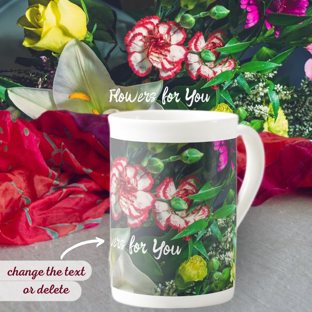 Caneca De Porcelana Buquê colorido com Lily (Criador carregado)