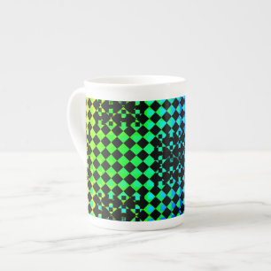Caneca De Porcelana Checkered Twist por Kenneth Yoncich