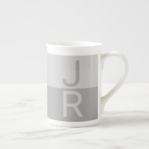 Caneca De Porcelana Cinzas Claras E Cinzas Iniciais Modernas Monograma