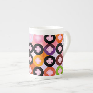 Caneca De Porcelana Círculos Multicoloridos Legais & Trevos Rosa