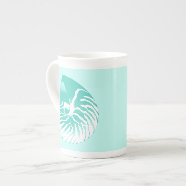 Caneca De Porcelana Concha de náutilo - turquesa, aqua e branco (Frente Esquerda)