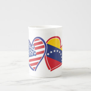 Caneca De Porcelana Corações das Bandeiras dos EUA e Venezuela