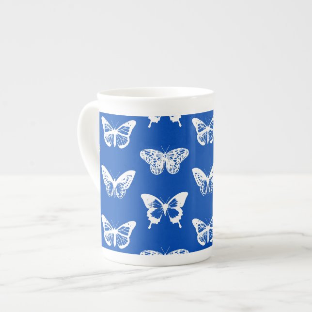 Caneca De Porcelana Esboço da borboleta, azul de cobalto e branco (Frente Esquerda)