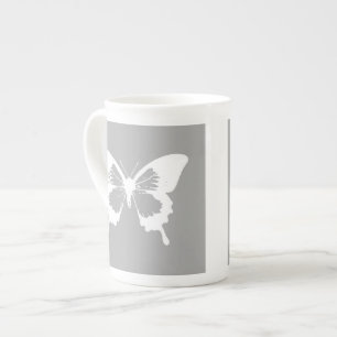 Caneca De Porcelana Esboço da borboleta, cinza prateada e branco