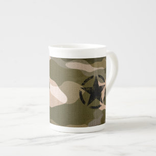 Caneca De Porcelana Estêncil Estrelado Vintage na Camouflage