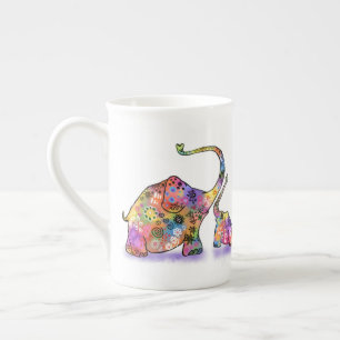 Caneca De Porcelana Feliz Mãe Colorida e Elefante de Bebê - Desenho