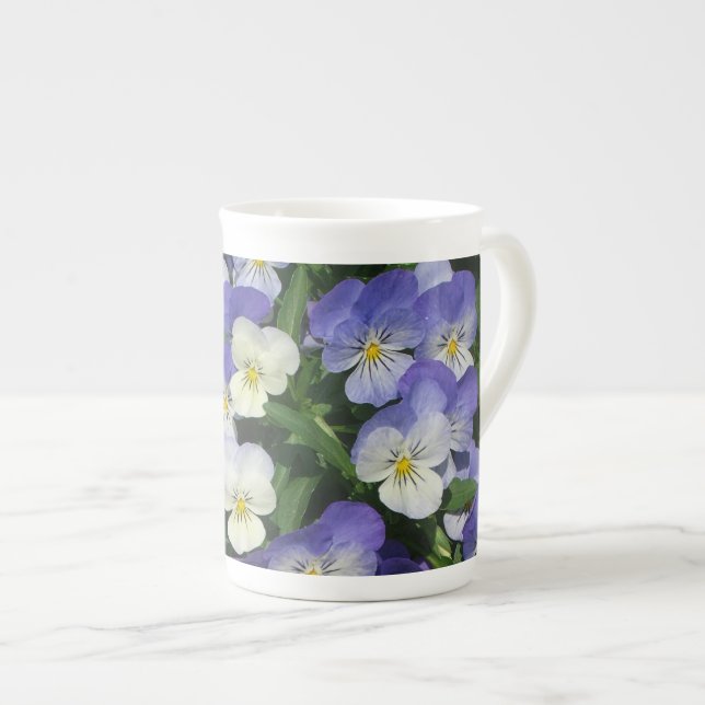 Caneca De Porcelana Floral de Jardim de Pânico Roxo (Frente Esquerda)