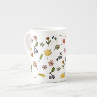 Caneca De Porcelana Flores e folhas cor-de-rosa e amarelas
