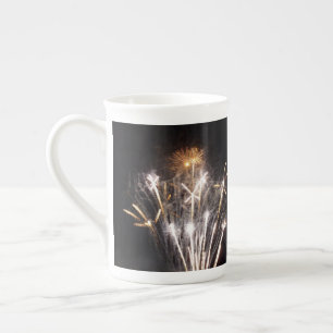 Caneca De Porcelana Fogos de Artifício Brancos e Dourados II Celebraçã