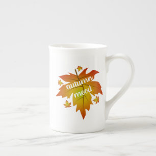 Caneca De Porcelana Folhas mapeadas de tipografia de humor de outono