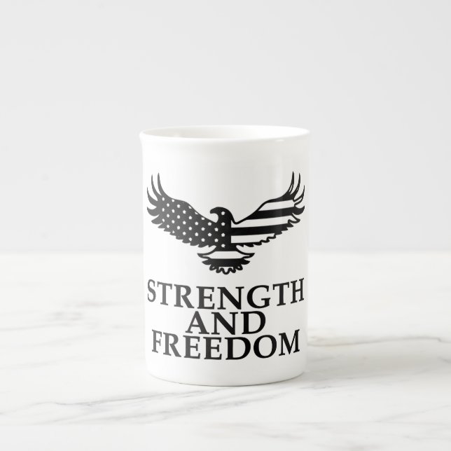 Caneca De Porcelana Força e liberdade (Frente)