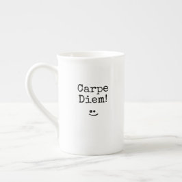 Caneca De Porcelana Frase Carpe Diem da Tipografia Negra