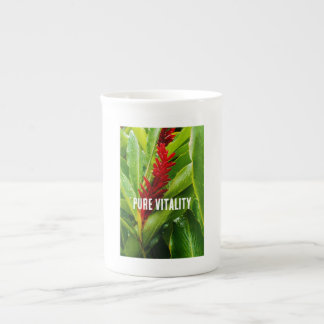 Caneca De Porcelana Glistening Red Ginger Flower and Rain-Kissed Leave