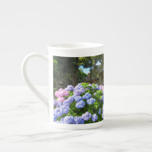 Caneca De Porcelana Hydrangeas Azuis e Rosa - Vineyard de Martha