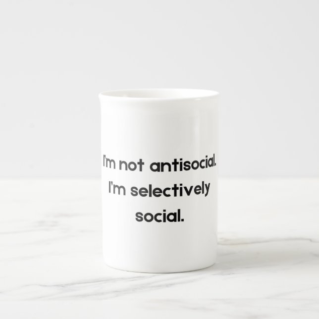 Caneca De Porcelana I’m Not Antisocial — I’m Selectively Social | Funn (Frente)