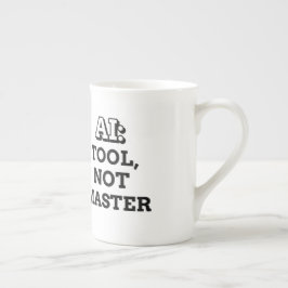 Caneca De Porcelana IA: Ferramenta não mestre