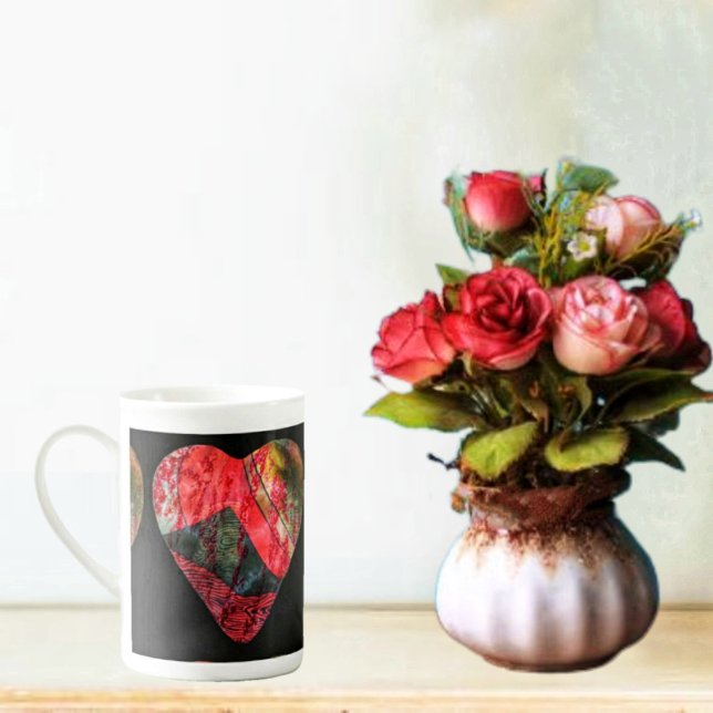 Caneca De Porcelana Irregular Heart Mug (This coffee mug with this Irregular Heart design, stands out as your favorite mug!)