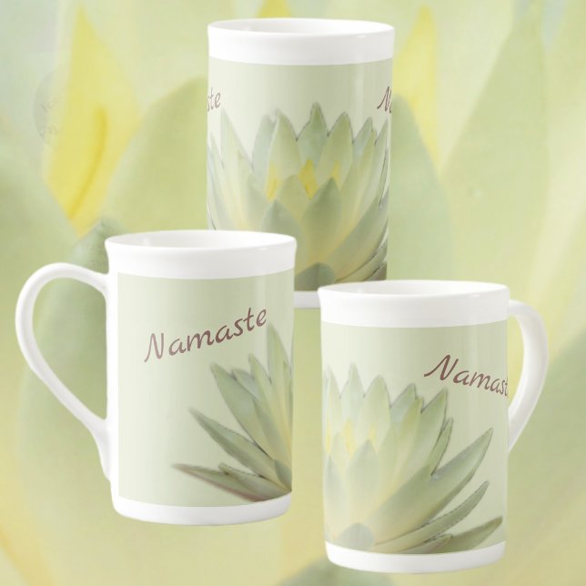 Caneca De Porcelana Lotus Floral Botânica Namaste Pastel Amarelo Verde (Criador carregado)