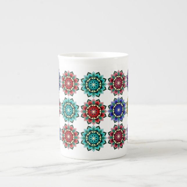 Caneca De Porcelana Mandala em várias cores (Frente)