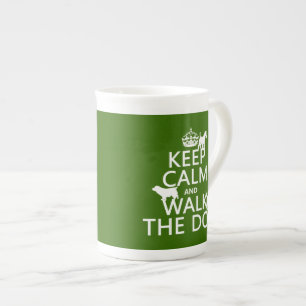 Caneca De Porcelana Mantenha a calma e ande o cão - todas as cores