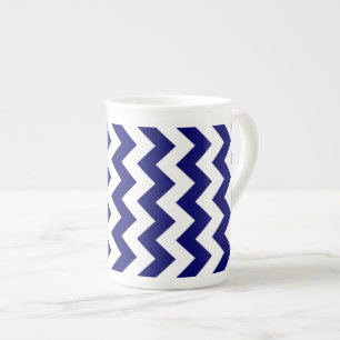 Caneca De Porcelana Marinho e Zigzag branco