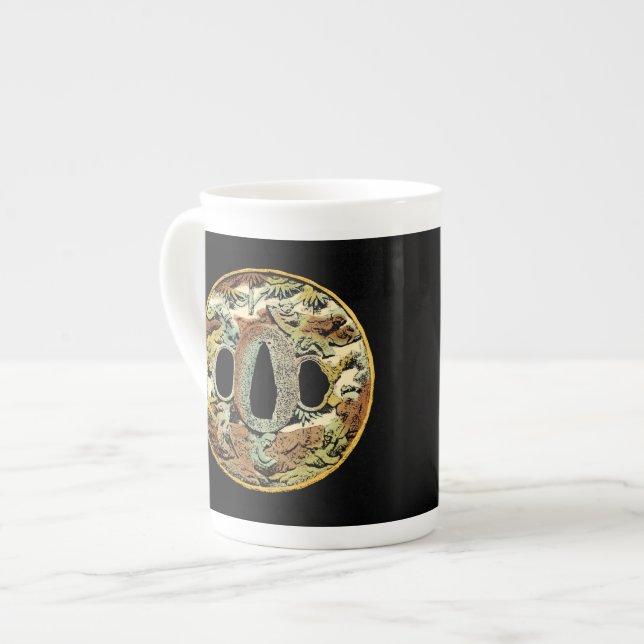 Caneca De Porcelana Medalhão Gilded Asiático pelo Vision Studio (Frente Esquerda)