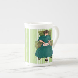 Caneca De Porcelana Menina do livro na cadeira, copo de chá verde da
