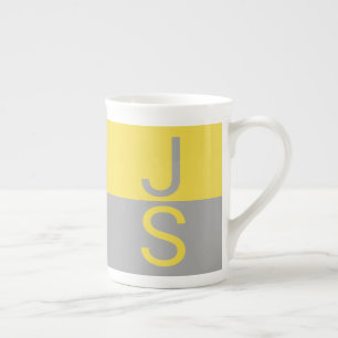 Caneca De Porcelana Monograma de Iniciais Modernas Amarelo e Cinza
