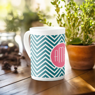 Caneca De Porcelana Monograma Personalizado de Chevrons Azul Teal e Ro