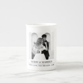 Caneca De Porcelana Natalina & Casada - Natal de Recém-Casados Persona