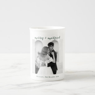 Caneca De Porcelana Natalina & Casada - Natal de Recém-Casados Persona