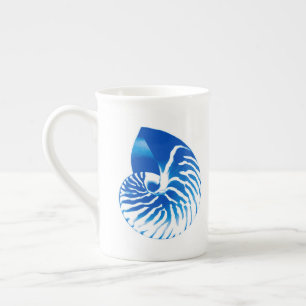 Caneca De Porcelana Nautilus shell - azul de cobalto e branco