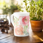 Caneca De Porcelana Nome da Caligrafia das Flores de Aquarela Pintadas<br><div class="desc">Uma bela design floral e feminina que é perfeita para qualquer menina feminina ou mesmo noiva. Se precisar mover itens,  clique na área design para fazer alterações.</div>