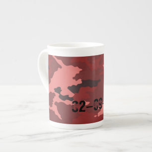 Caneca De Porcelana Padrão de Camuflagem Vermelha Camuflagem Rosa Marr